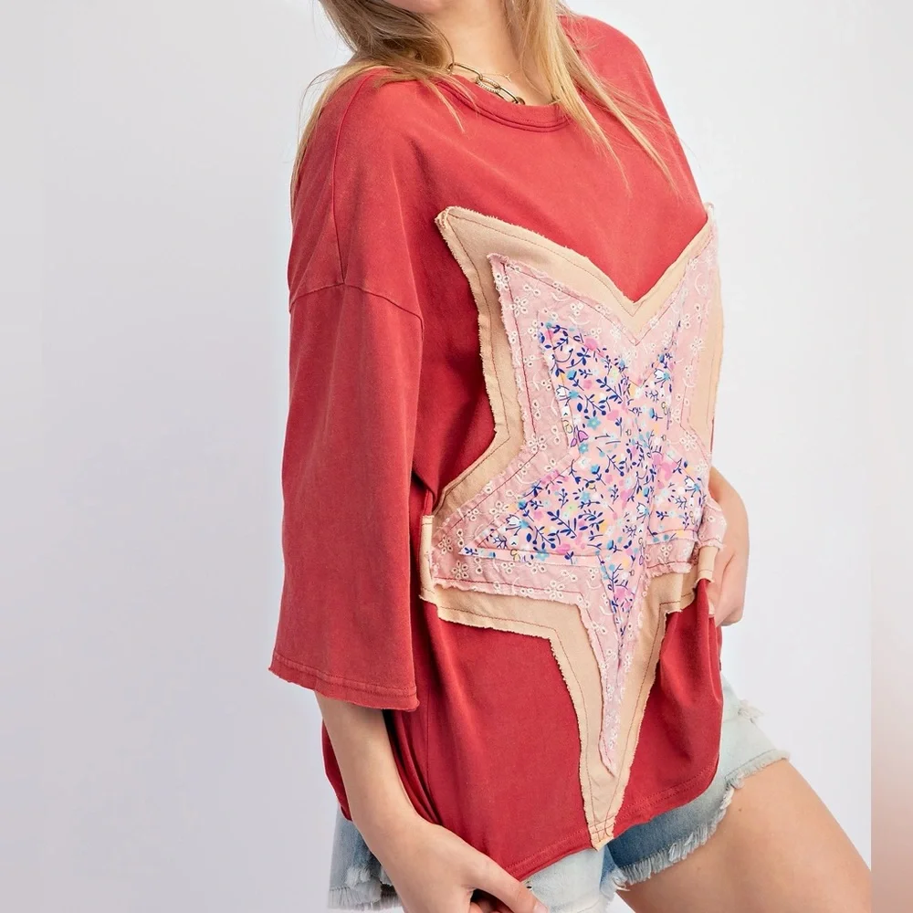Easel raspberry star patch top - Picture 3 of 3